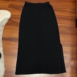 Toula Elegant Black Women's Knit Skirt Sz 8